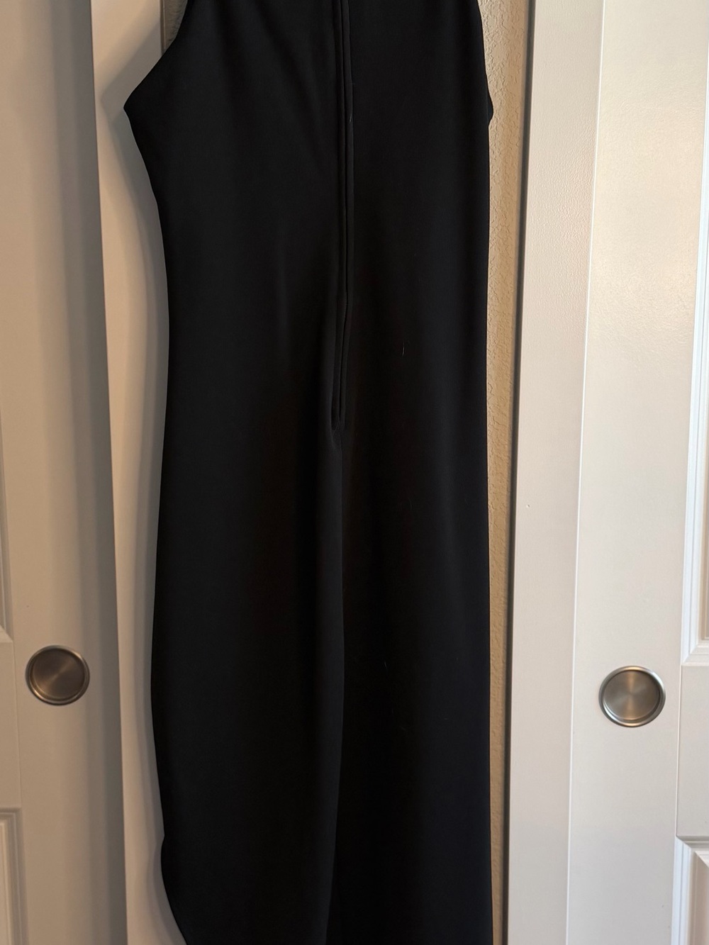 Sleeveless Asymmetrical Black Midi Dress - Brand Unspecified - Picture 3 of 3